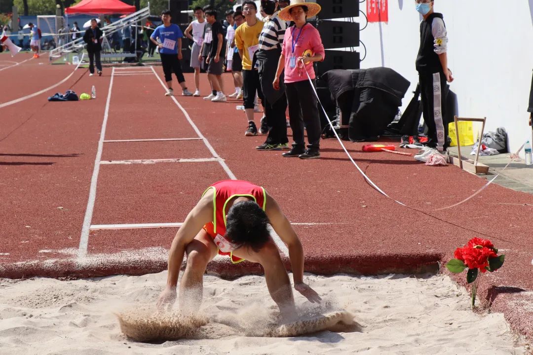 在了球迷的 在了球迷的
